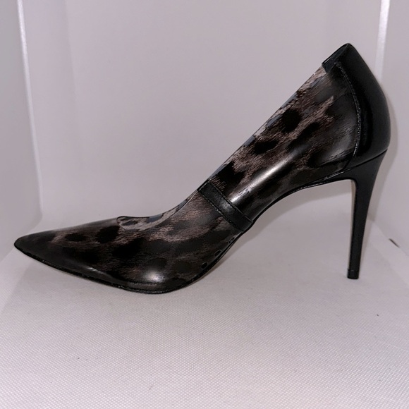 VINCE CAMUTO Anessta Clear Animal Leopard Print Heels Size 8.5M - EUC - Picture 7 of 11